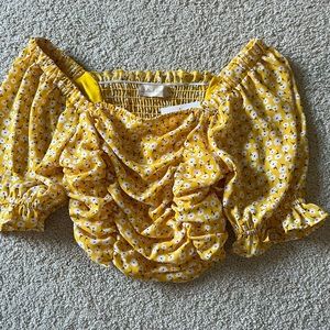 Yellow altar’d state top